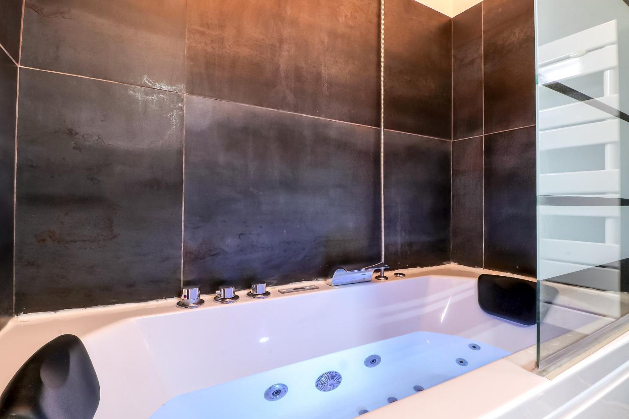 Le Vintage, Appart,Hotel Particulier, Centre Nimes Maisoncarreeconciergerie 외부 사진